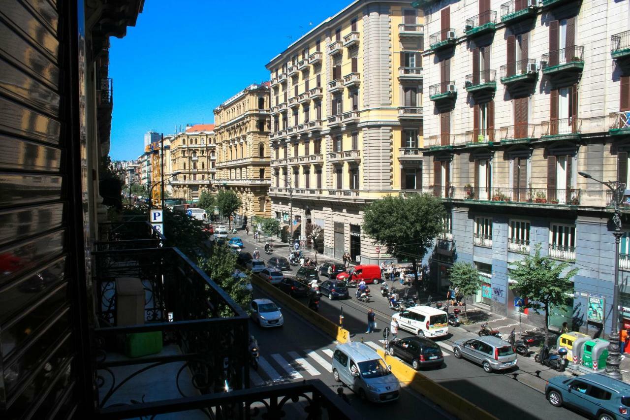 Bianchi Mediterranei B&B Napoli Eksteriør billede